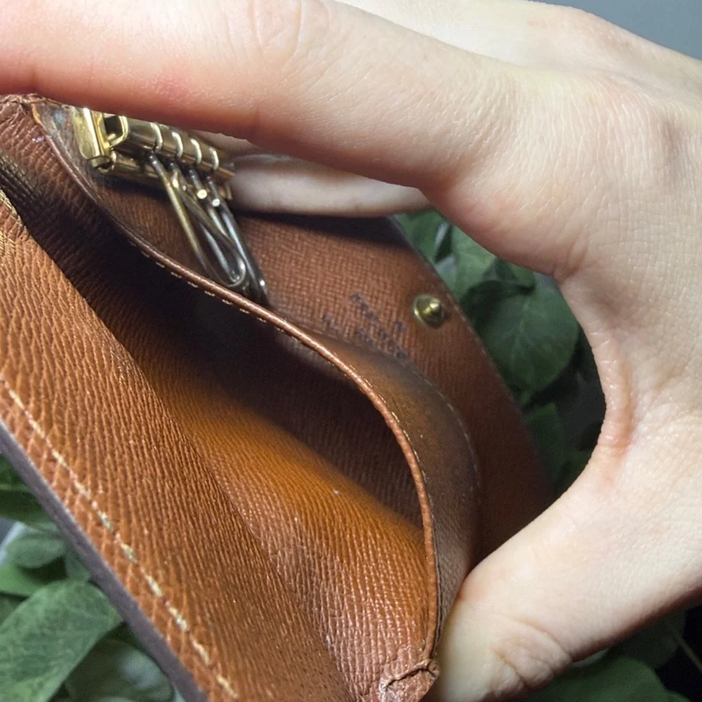 Luxury Louis Vuitton Monogram 4 Key Holder Brown Canvas Wallet Vintage